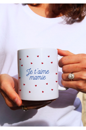 Ne Derangez Jamais Mamie Avant Qu'elle N'ait Pris Son Cafe A Cup Of Coffee  White Mug - TEEPYTHON